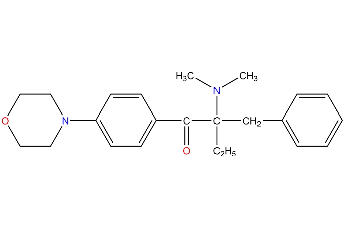 2-benzil-2-(dimetilamino)-4 '-morpholinobutyrophenone