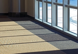 Benzotriazole UV emici